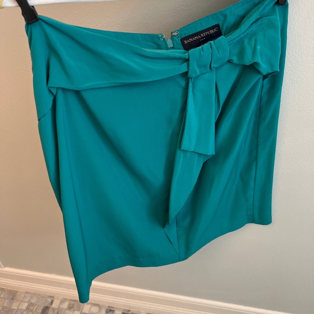 Knee length sea green skirt